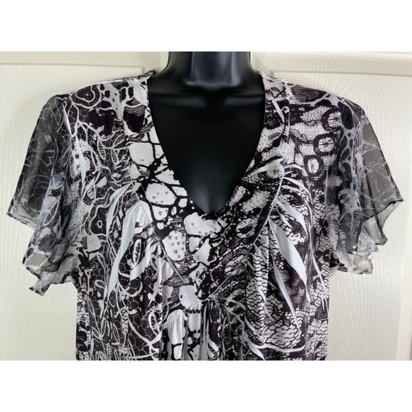 Style & Co Blouse Women Size XL Short Sleeve Black White Geometric Stretch Studs - Picture 2 of 11